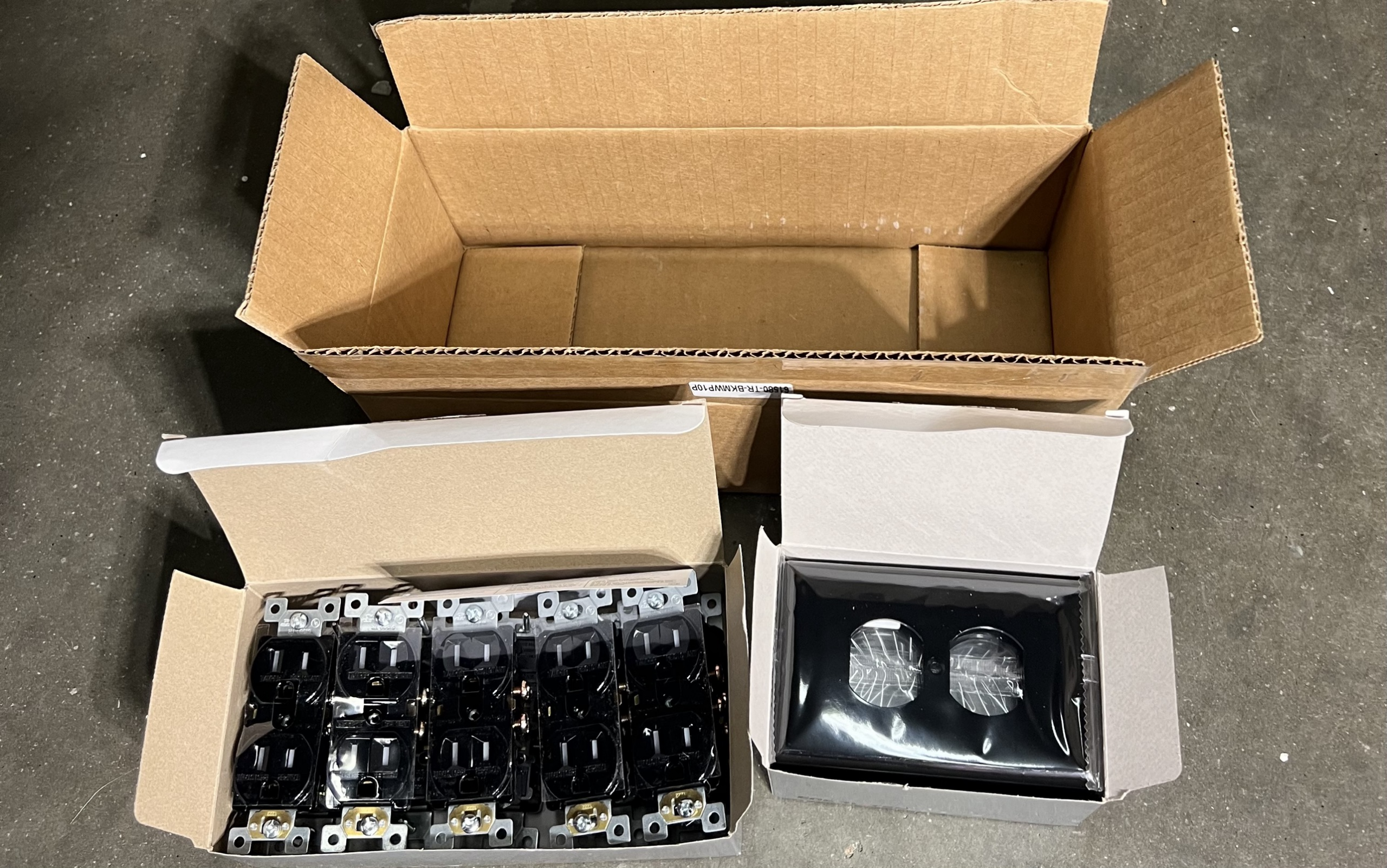 Enerlites Duplex Electrical Outlet Residential Grade Receptacle 3-Wire Self-Grounding 2-Pole 15A 125V UL Listed Black