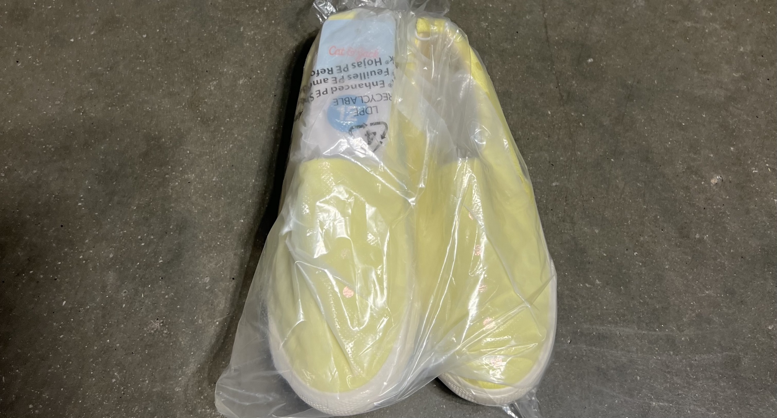 Cat & Jack Alexus Slip-On Sneakers—Yellow/White Polka-Dot, Toddler Girls’ Size 12